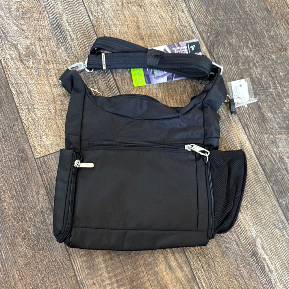 Travelon Black Messenger Bag